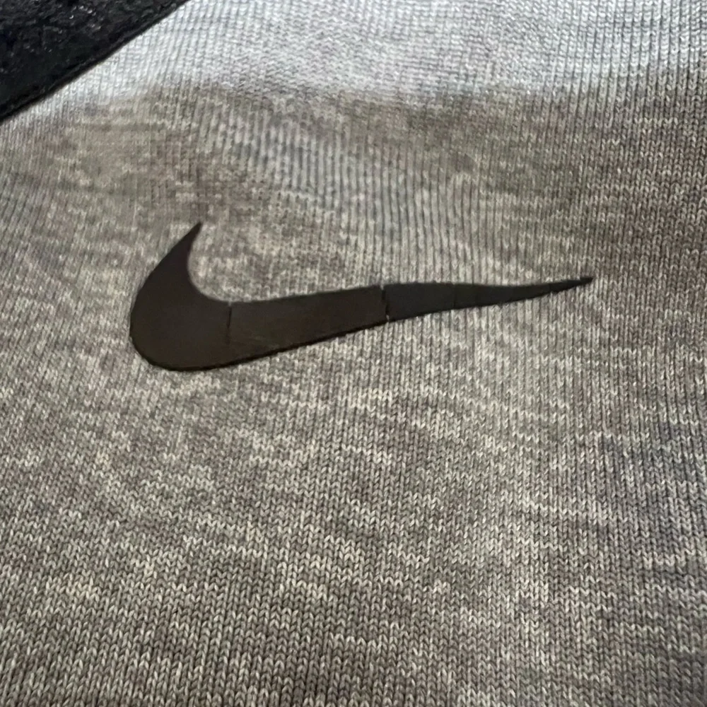 Nike Gray & Black Seamless Performance Sports Bra
